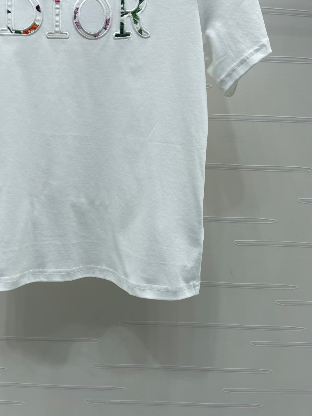 C18622 📣 New high-end collection! Dio* 2026 spring/summer collection! Embroidered top and patterned shorts set! Customized twill cotton➕ patterned material; standard short-sleeve tops with elastic, comfortable and breathable; highlights brand style. Soft  — image 6