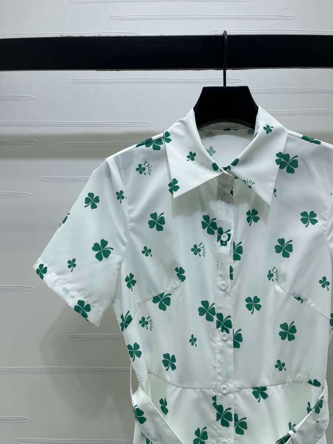 C18623 📣 New high-end collection! Dio* 2026 spring/summer collection! Four-leaf clover belt dress! Custom imported twill silk material – shiny and smooth, with a rich texture. The entire body is covered with the four-leaf clover + logo pattern, highlighti — image 3