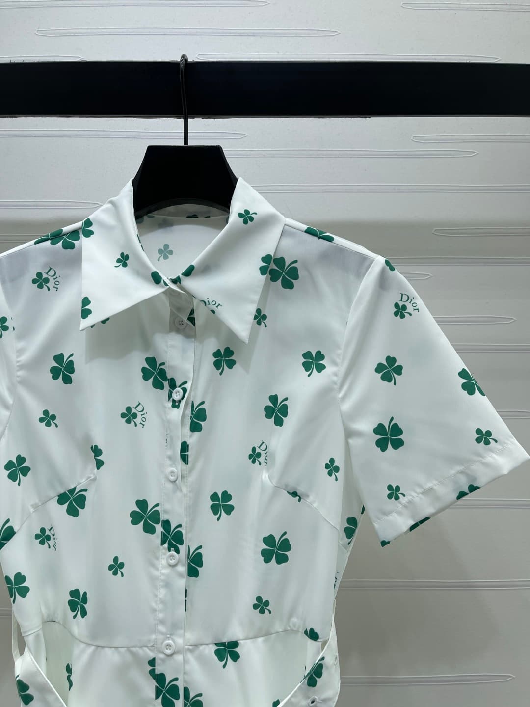 C18623 📣 New high-end collection! Dio* 2026 spring/summer collection! Four-leaf clover belt dress! Custom imported twill silk material – shiny and smooth, with a rich texture. The entire body is covered with the four-leaf clover + logo pattern, highlighti — image 2
