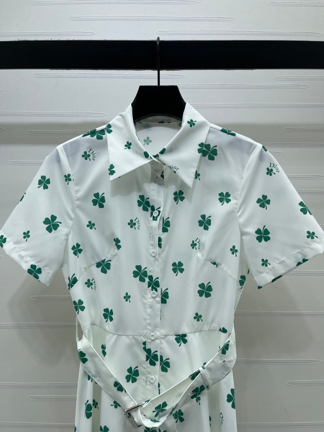 C18623 📣 New high-end collection! Dio* 2026 spring/summer collection! Four-leaf clover belt dress! Custom imported twill silk material – shiny and smooth, with a rich texture. The entire body is covered with the four-leaf clover + logo pattern, highlighti — image 4
