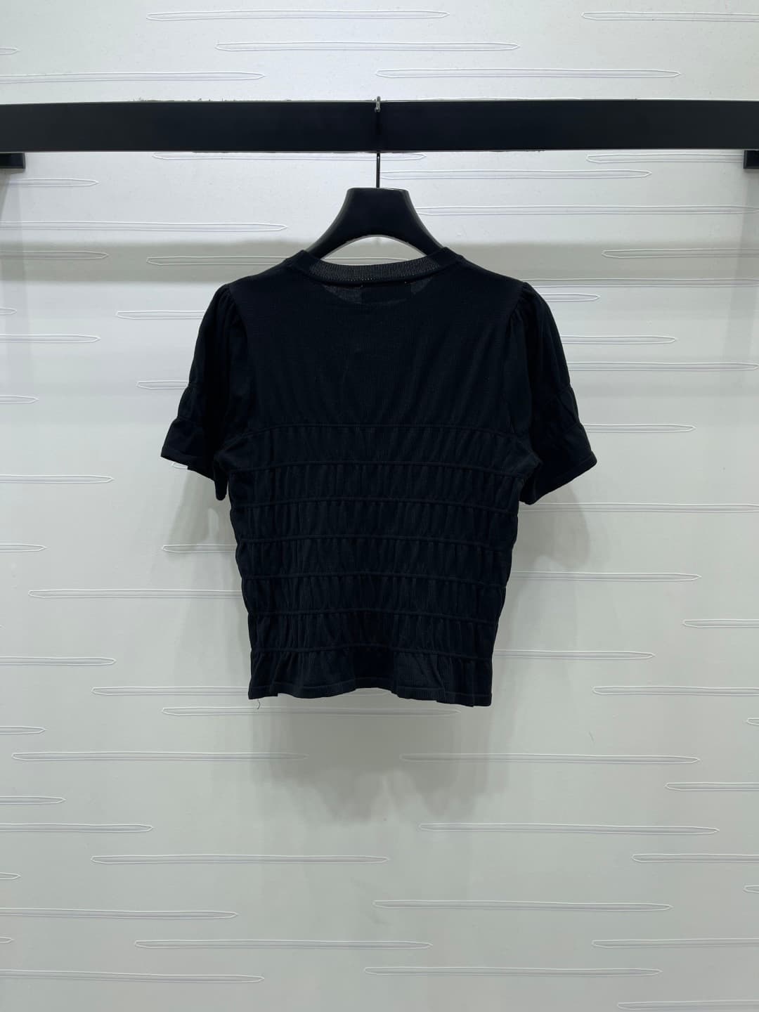 C18606 📣 New high-end collection from VivieneWestwoo* 2026 – the latest spring/summer series! Knit short sleeves with a bubbly texture! Made using custom cotton wool yarn for a delicate and comfortable feel. Round neck knit short sleeves with a large, bou — image 8