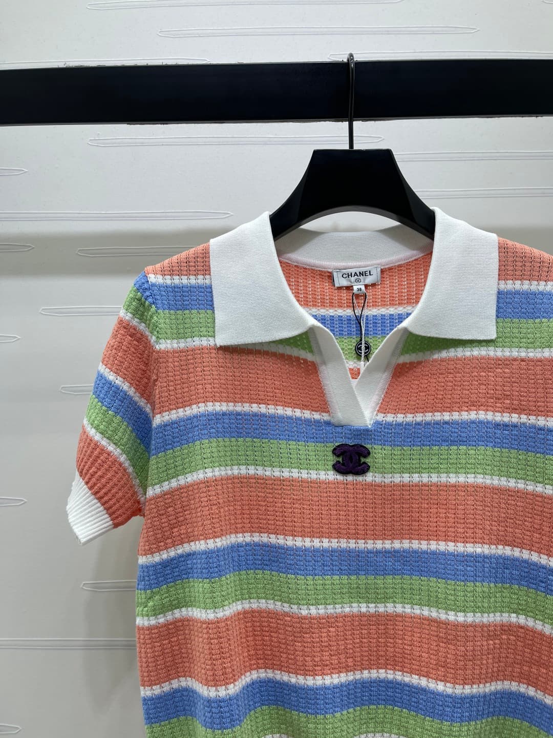 C18616 📣 New vintage/retro high-end products! CHANE* 2026 – the latest spring collection! V-necked stripes knitted short sleeves! Made from custom cotton wool yarn, soft and comfortable with excellent quality. The V-shaped open design adds a relaxed look. — image 4