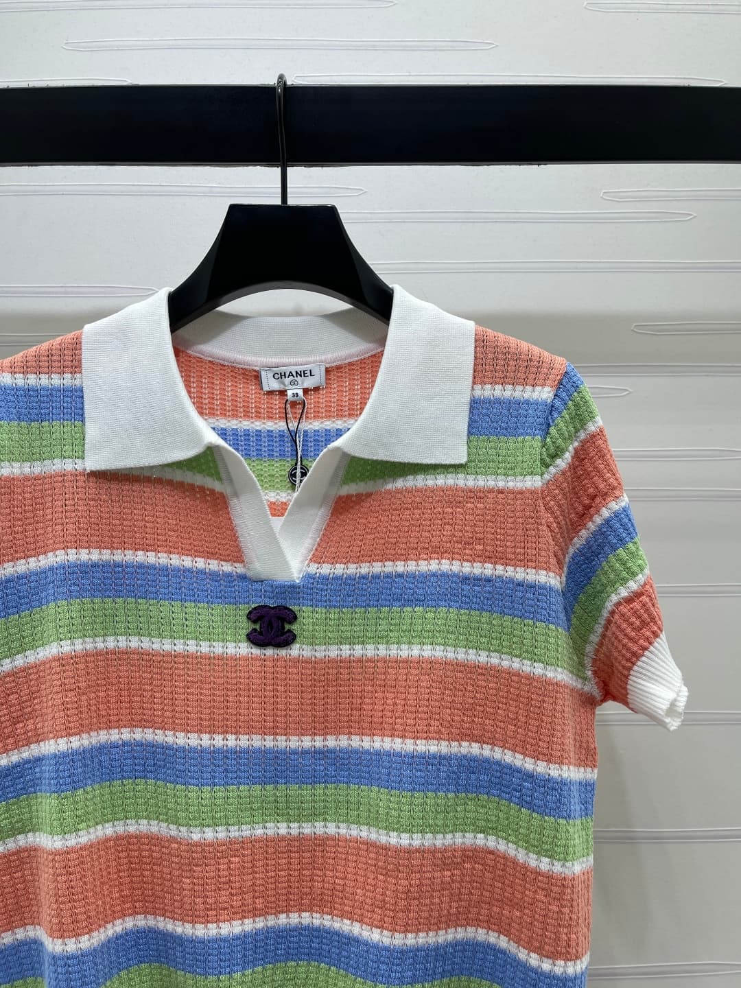 C18616 📣 New vintage/retro high-end products! CHANE* 2026 – the latest spring collection! V-necked stripes knitted short sleeves! Made from custom cotton wool yarn, soft and comfortable with excellent quality. The V-shaped open design adds a relaxed look. — image 3