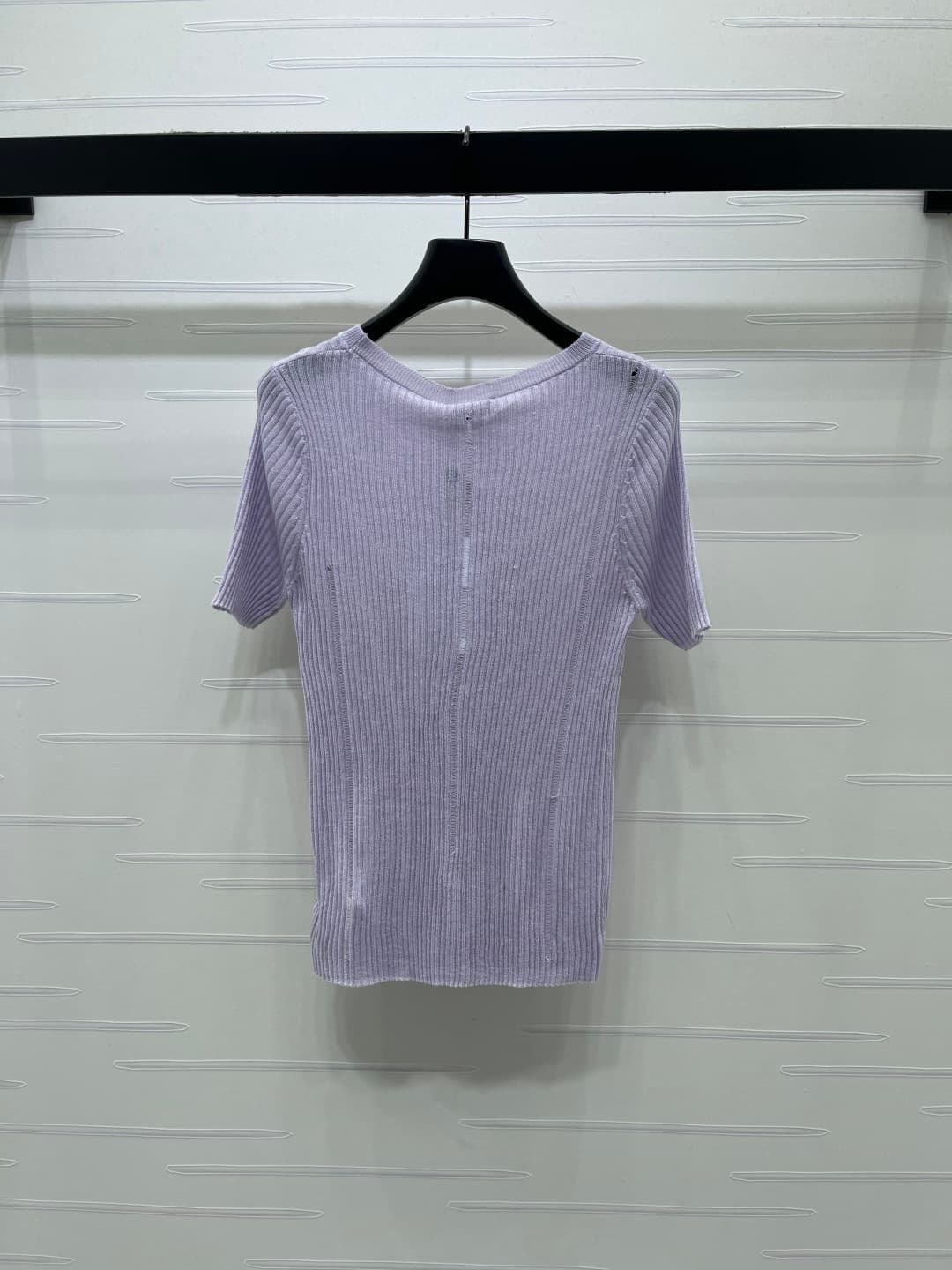 C18496 📣 New high-end items from the latest collection! Round-neck open-knit short sleeves! Made from custom ice-wool yarn, offering a delicate texture and comfortable fit. The round-neck knit short sleeves feature letter logos on the chest, highlighting  — image 8