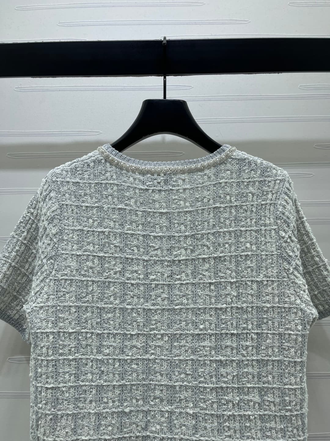 C18604 📣 New high-end collection CHANE* 2026 – the latest spring series! Round neck short-sleeve sweater! Custom imported knitted material, comfortable and soft with excellent texture. The round neck and sleeves extend to the front panel, with threaded th — image 7