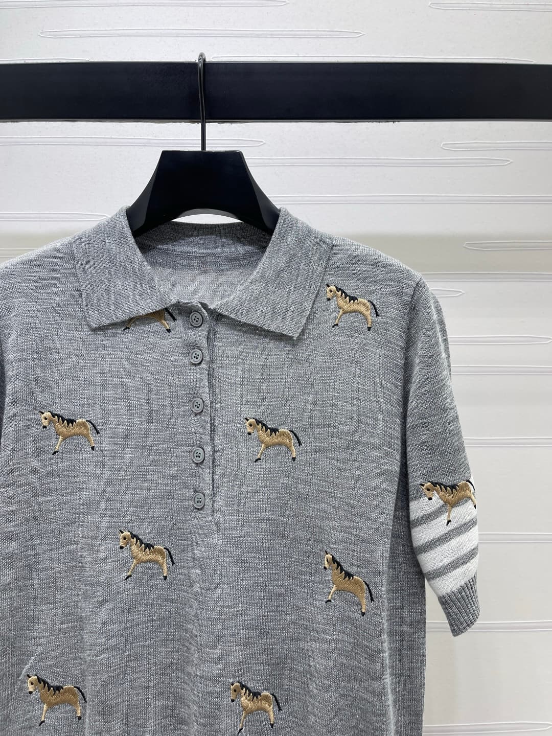 C18490 📣 New high-end collection/series with premium quality – Thom Brown* 2026: the latest spring collection! Crewneck embroidered ponytail knitted short sleeves! Made using imported silk-wool knitting yarn for a luxurious texture, softness, and comfort. — image 3