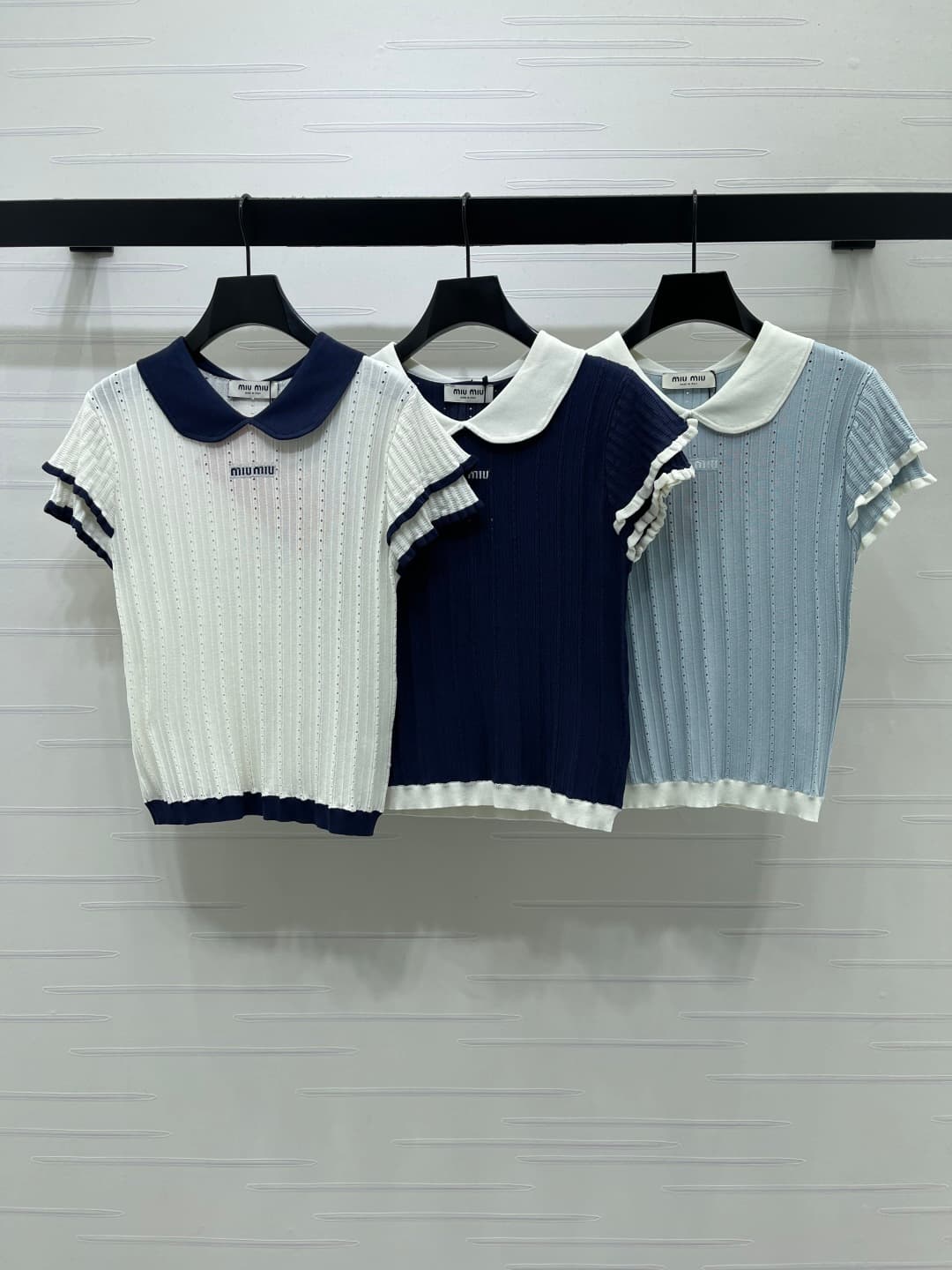 C18495 📣 New high-end collection/series – the latest spring collection by MiuMi*2026! Short sleeves with lace-knit openings and baby collar design! Custom silk-felt knitted material – soft, delicate, and highly elastic. Double-layered cuffs in contrasting — image 1