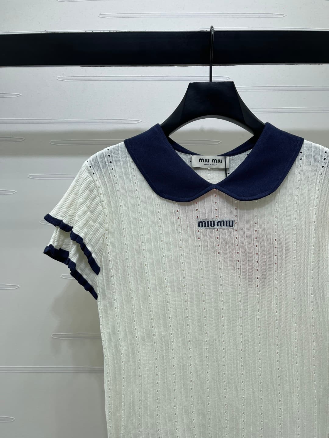 C18495 📣 New high-end collection/series – the latest spring collection by MiuMi*2026! Short sleeves with lace-knit openings and baby collar design! Custom silk-felt knitted material – soft, delicate, and highly elastic. Double-layered cuffs in contrasting — image 4