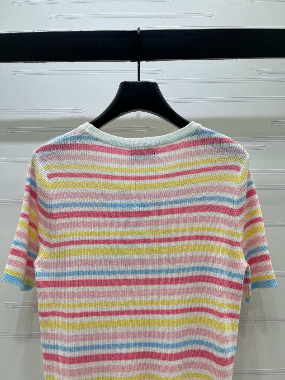C18611 📣 New high-end quality products from CHANE* 2026 – the latest collection for spring/summer! Striped round-neck knitted short sleeves! Made from imported silk and fur knit material; soft and comfortable. Round-neck knitted design with colored stripe — image 7