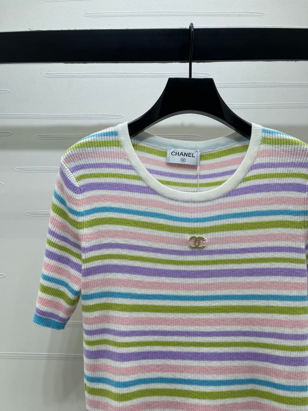 C18612 📣 New high-end quality products from CHANE* 2026 – the latest collection for spring/summer! Striped round-neck knitted short sleeves! Made from imported silk and fur knit material; soft and comfortable. Round-necked knitted design with colorful str — image 4