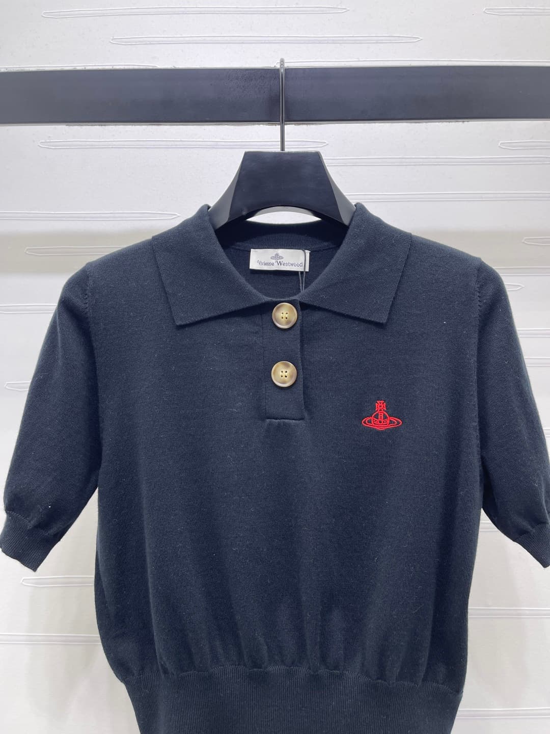 C18500 📣 New vintage/retro high-end product from VivieneWestwoo* 2026’s latest spring/summer collection! Vintage collar knitted short sleeves! Made with custom silk-fiber yarn – soft, delicate, and highly elastic. Exquisite vintage collar short-sleeve fit — image 4