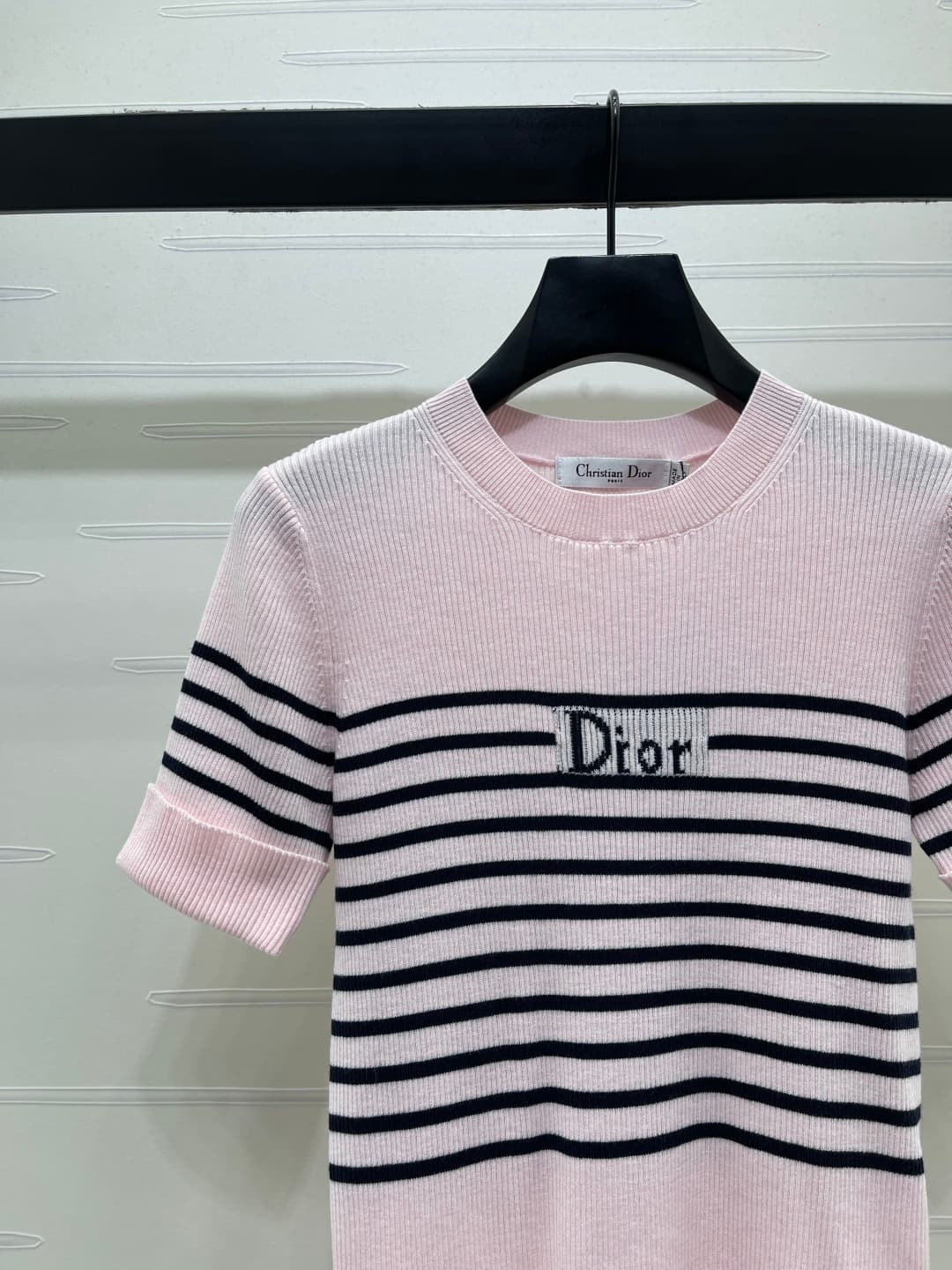 C18505 📣 New high-end collection: Dio* 2026 – the latest spring/summer series! Stripe knitted short sleeves! Crafted with custom silk-felt yarn for a premium and comfortable feel. Knitted cut with lettering on the chest, highlighting the brand’s personali — image 3