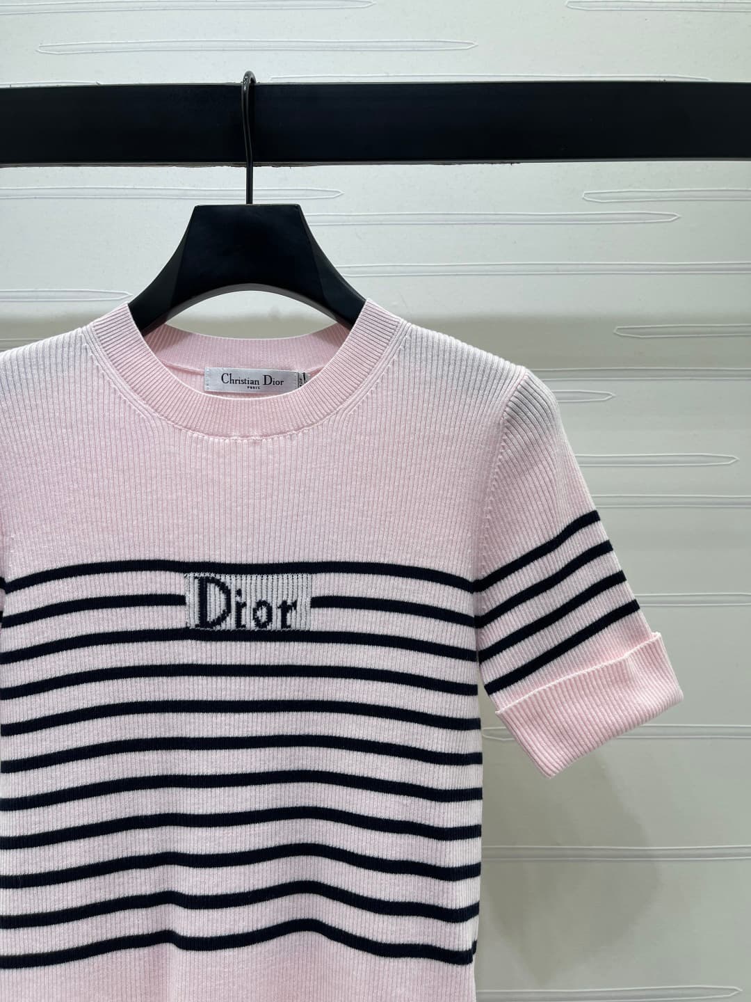 C18505 📣 New high-end collection: Dio* 2026 – the latest spring/summer series! Stripe knitted short sleeves! Crafted with custom silk-felt yarn for a premium and comfortable feel. Knitted cut with lettering on the chest, highlighting the brand’s personali — image 2
