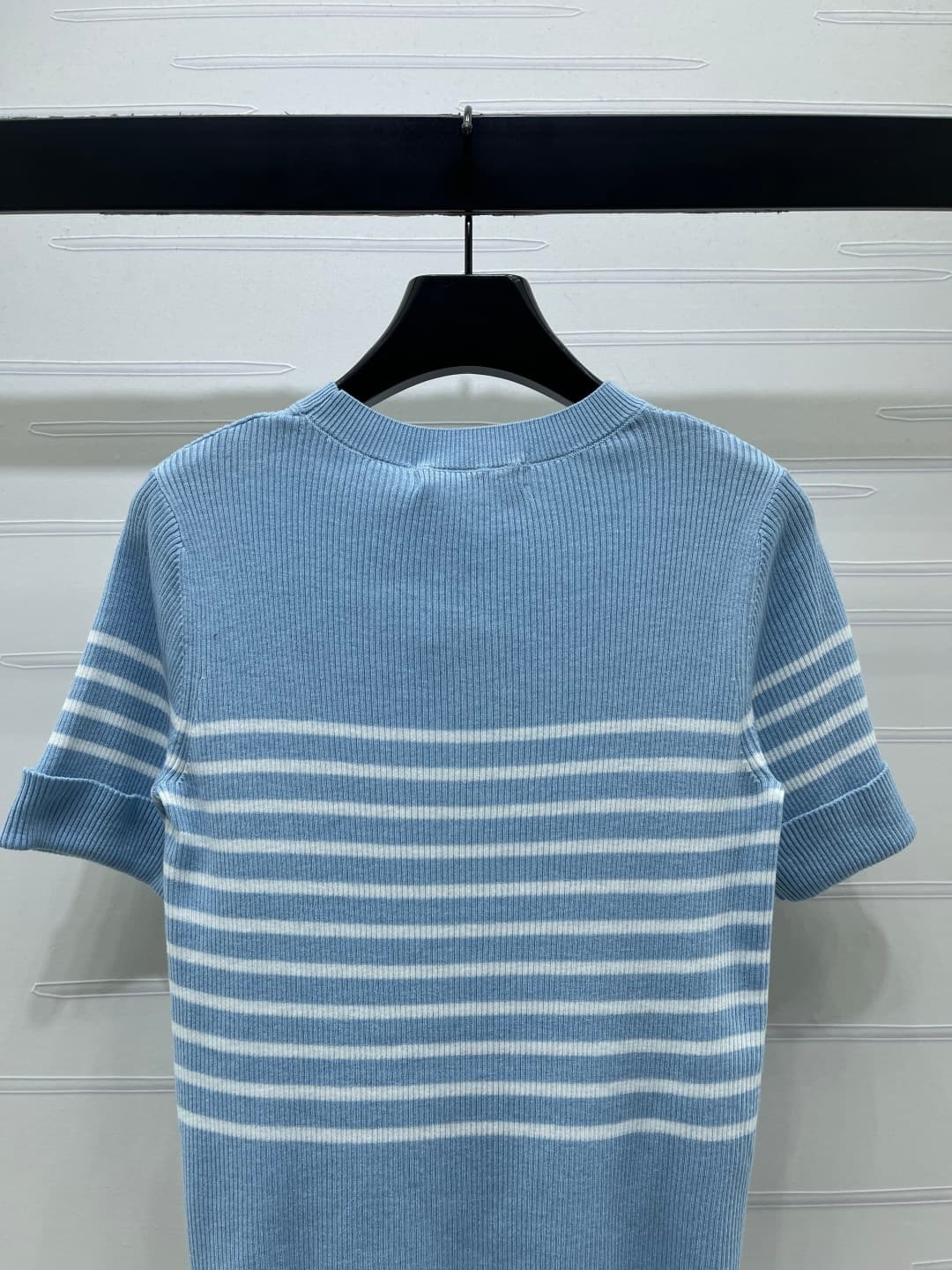 C18507 📣 New high-end collection: Dio* 2026 – the latest spring/summer series! Striped knitted short sleeves! Made from custom silk and wool yarn for a premium and comfortable feel. Knit sleeve design with lettering on the chest, highlighting the brand’s  — image 7