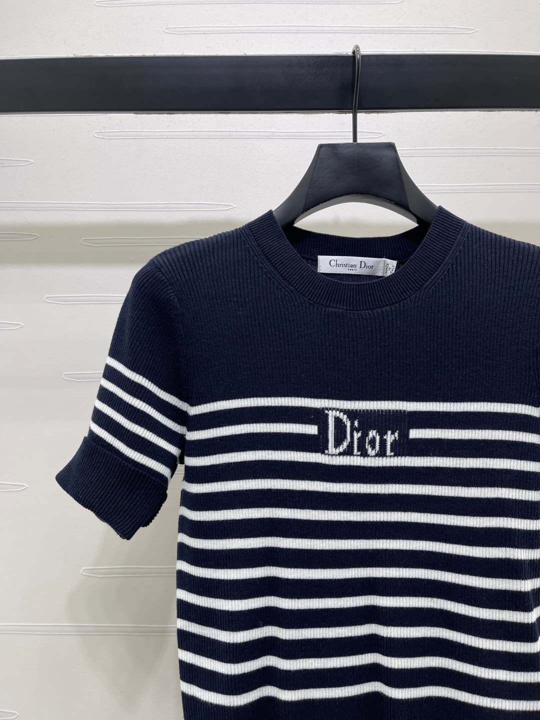 C18506 📣 New high-end collection! Dio* 2026 – the latest spring/summer series! Striped knitted short sleeves! Crafted with custom silk-wool yarn for a premium and comfortable feel. Knit-style short sleeves with lettering on the chest, highlighting the bra — image 3