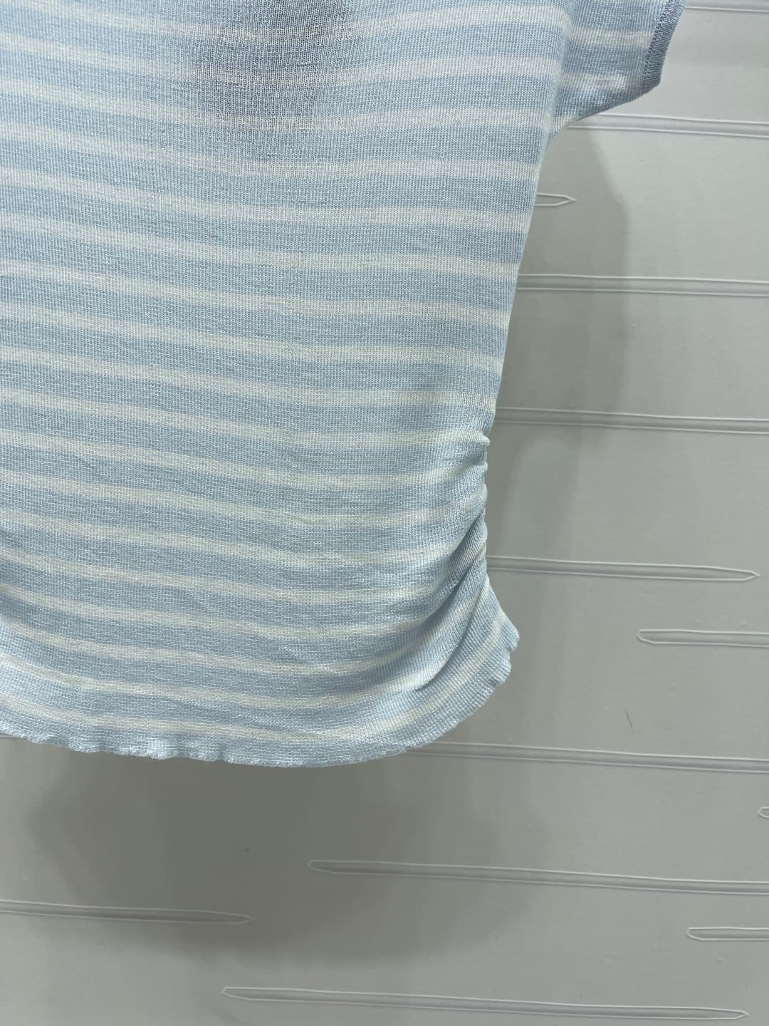 C18645 📣 New high-end vintage/retro products from the latest early spring collection! Irregular knitted short sleeves, crafted with custom silk and wool yarn—soft, elastic, and elegantly shaped. Striped pattern with contrasting colors; side waist creases  — image 6