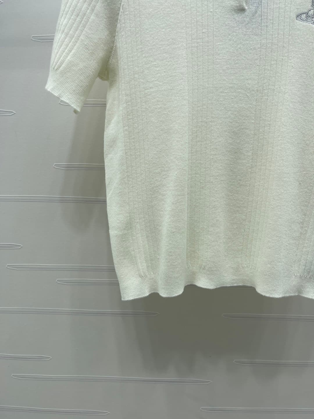C18638 📣 New high-end collection VivieneWestwoo* 2026 – the latest spring/summer series! V-Neck knitted short sleeves! Customed with ice fabric for comfort and breathability. The V-neck knitted short-sleeve cardigan features precise cutouts; the garments  — image 5