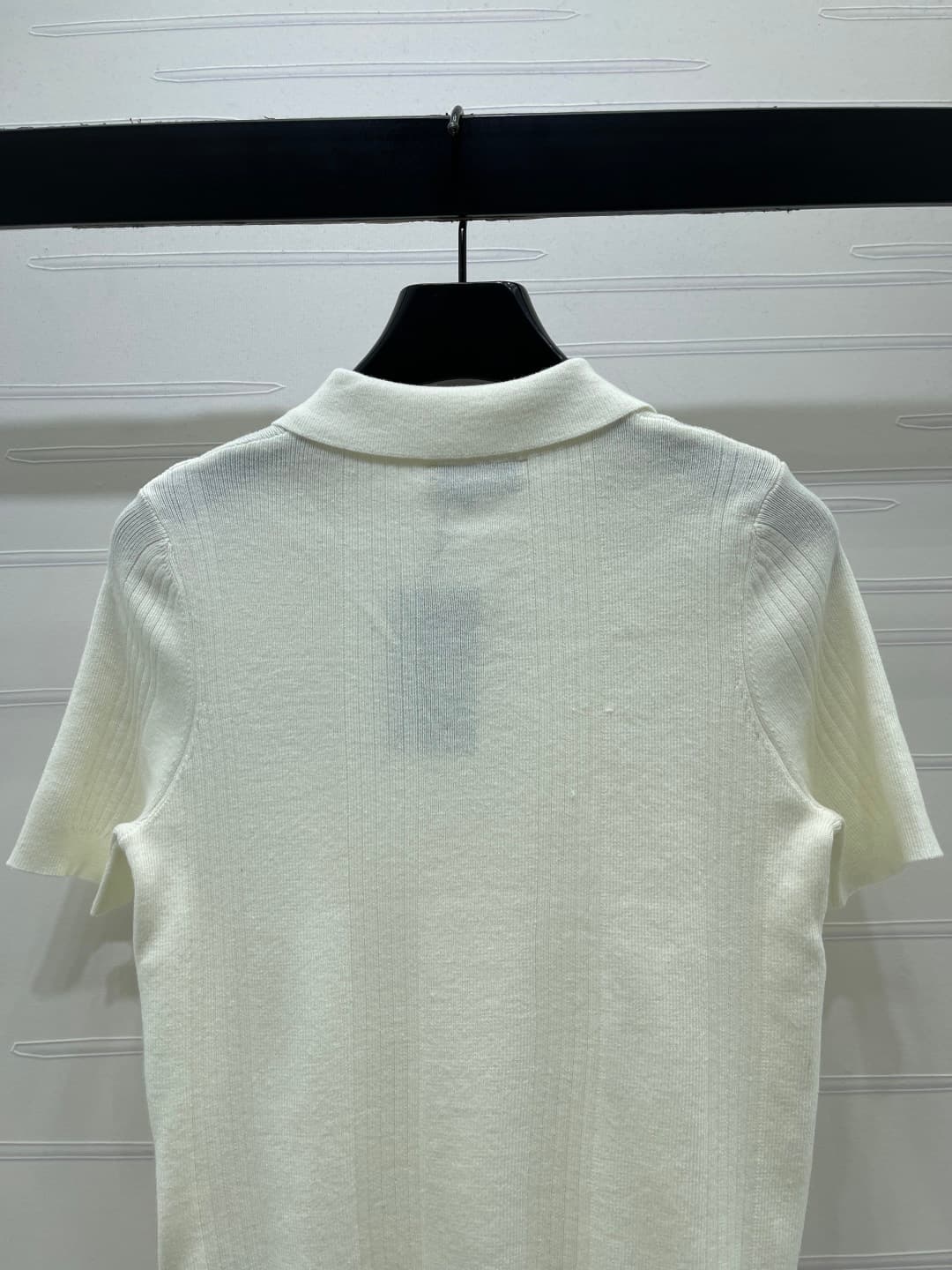 C18638 📣 New high-end collection VivieneWestwoo* 2026 – the latest spring/summer series! V-Neck knitted short sleeves! Customed with ice fabric for comfort and breathability. The V-neck knitted short-sleeve cardigan features precise cutouts; the garments  — image 7