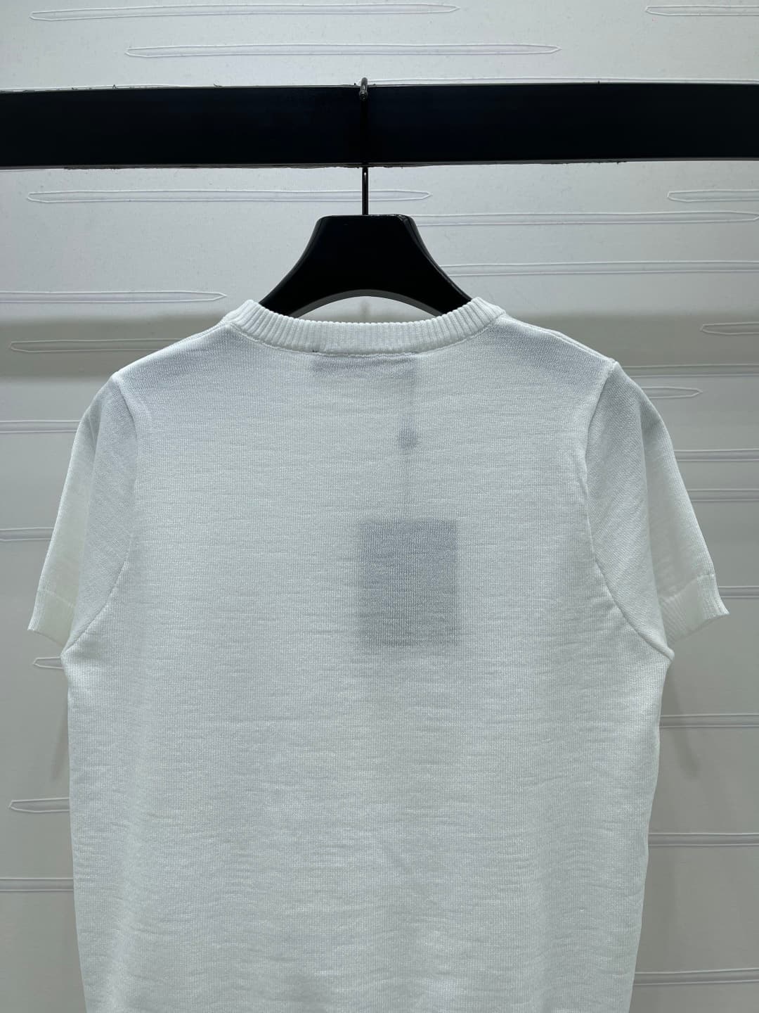 C18648 📣 New high-end collection LOUIS VUI*TON 2026 – the latest spring series! Chain-knit short sleeves! Custom cotton-wool knitting material – comfortable and soft, with excellent quality. Round-necked knitted short sleeve design; elegant and relaxed wi — image 7