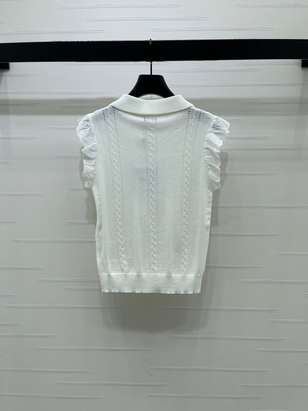 C18635 📣 New high-end collection! CHANE* 2026 – the latest spring/summer series! Knit top with flapping sleeves! Made from custom silk and wool yarn for a premium and comfortable feel. Short sleeves with a front emblem pattern that highlights the brand’s  — image 8