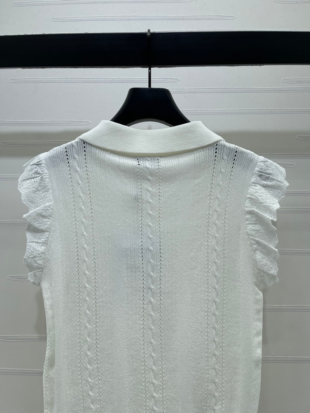 C18635 📣 New high-end collection! CHANE* 2026 – the latest spring/summer series! Knit top with flapping sleeves! Made from custom silk and wool yarn for a premium and comfortable feel. Short sleeves with a front emblem pattern that highlights the brand’s  — image 7