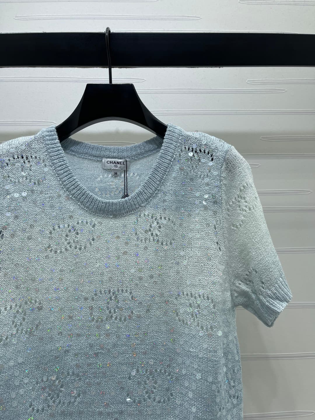 C18642 📣 New high-end collection from CHANE* 2026! Spring/summer latest series! Gradient round-neck knitted short sleeves! Made with custom cotton wool yarn for a premium and comfortable feel. Knitted short-sleeve design with gradient stripes and sequin d — image 3