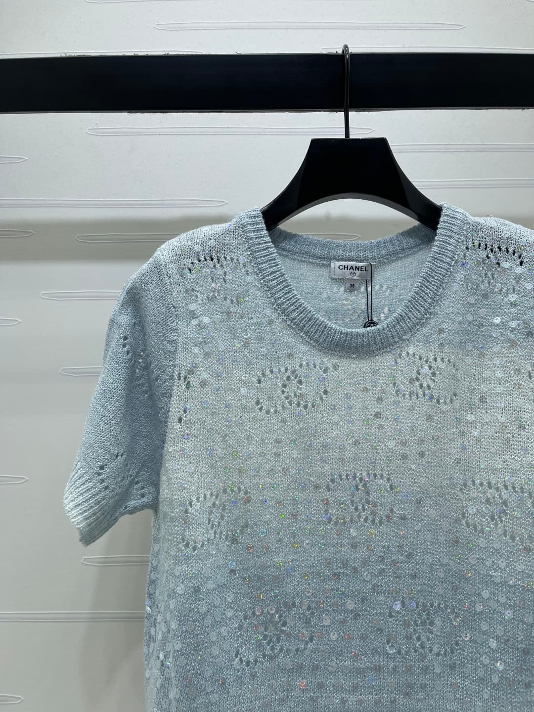 C18642 📣 New high-end collection from CHANE* 2026! Spring/summer latest series! Gradient round-neck knitted short sleeves! Made with custom cotton wool yarn for a premium and comfortable feel. Knitted short-sleeve design with gradient stripes and sequin d — image 4