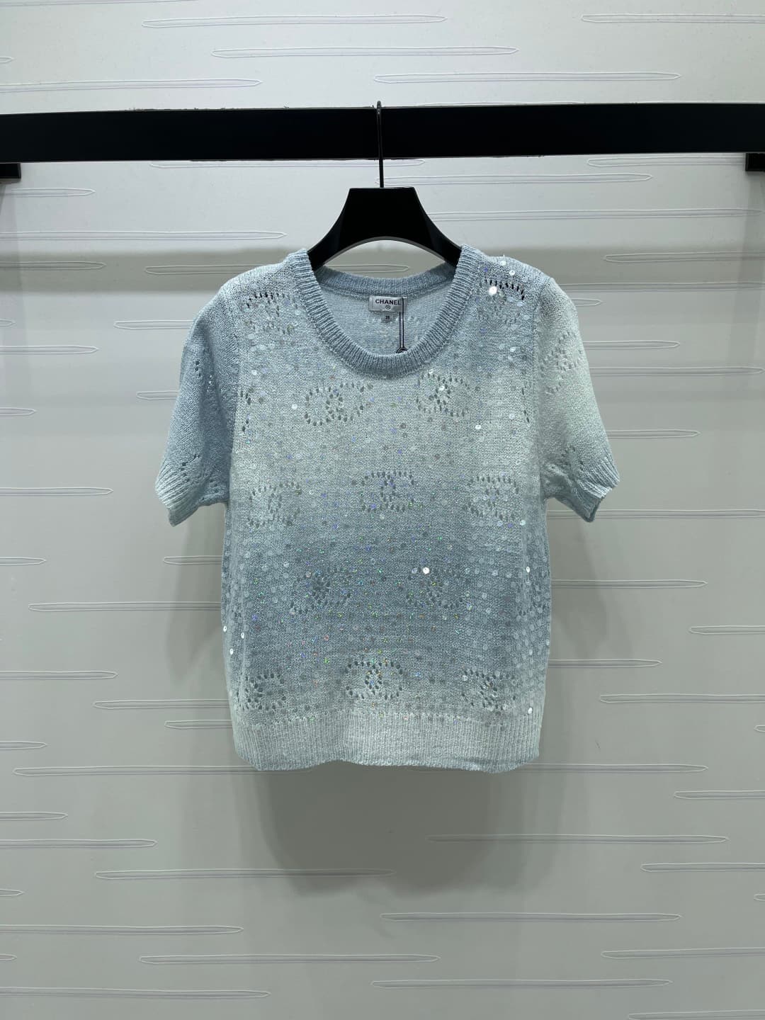 C18642 📣 New high-end collection from CHANE* 2026! Spring/summer latest series! Gradient round-neck knitted short sleeves! Made with custom cotton wool yarn for a premium and comfortable feel. Knitted short-sleeve design with gradient stripes and sequin d — image 2