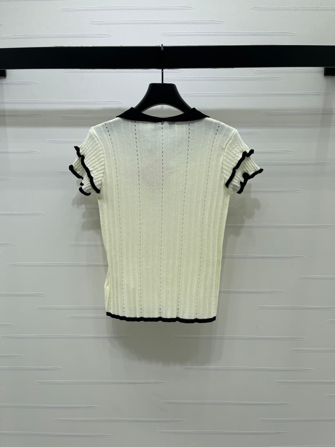 C18652 📣 New high-end collection/series – the latest spring collection by MiuMi*2026! Short sleeves with a doll collar and open knit pattern! Custom silk-wool knit material – soft, delicate, and highly elastic. Knit top with a fluttering collar design and — image 8
