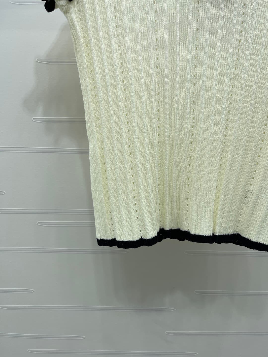 C18652 📣 New high-end collection/series – the latest spring collection by MiuMi*2026! Short sleeves with a doll collar and open knit pattern! Custom silk-wool knit material – soft, delicate, and highly elastic. Knit top with a fluttering collar design and — image 5