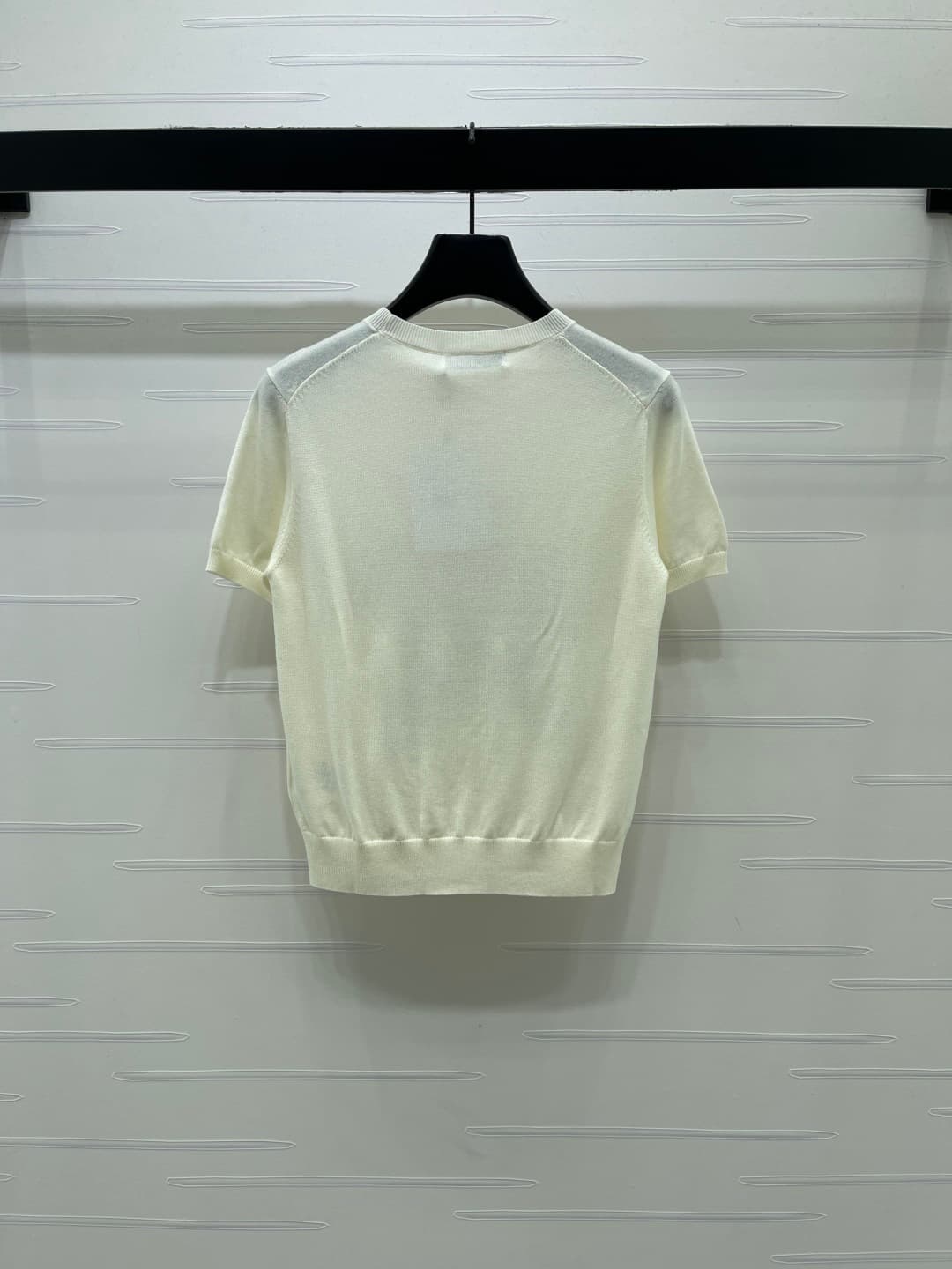 C18653 📣 New high-end collection! Dio* 2026 – the latest spring series! Round neck with pentagram embroidery on knitted short sleeves! Customized silk-fiber knitting material offers premium quality, comfort, and softness. The round-necked knitted design f — image 8