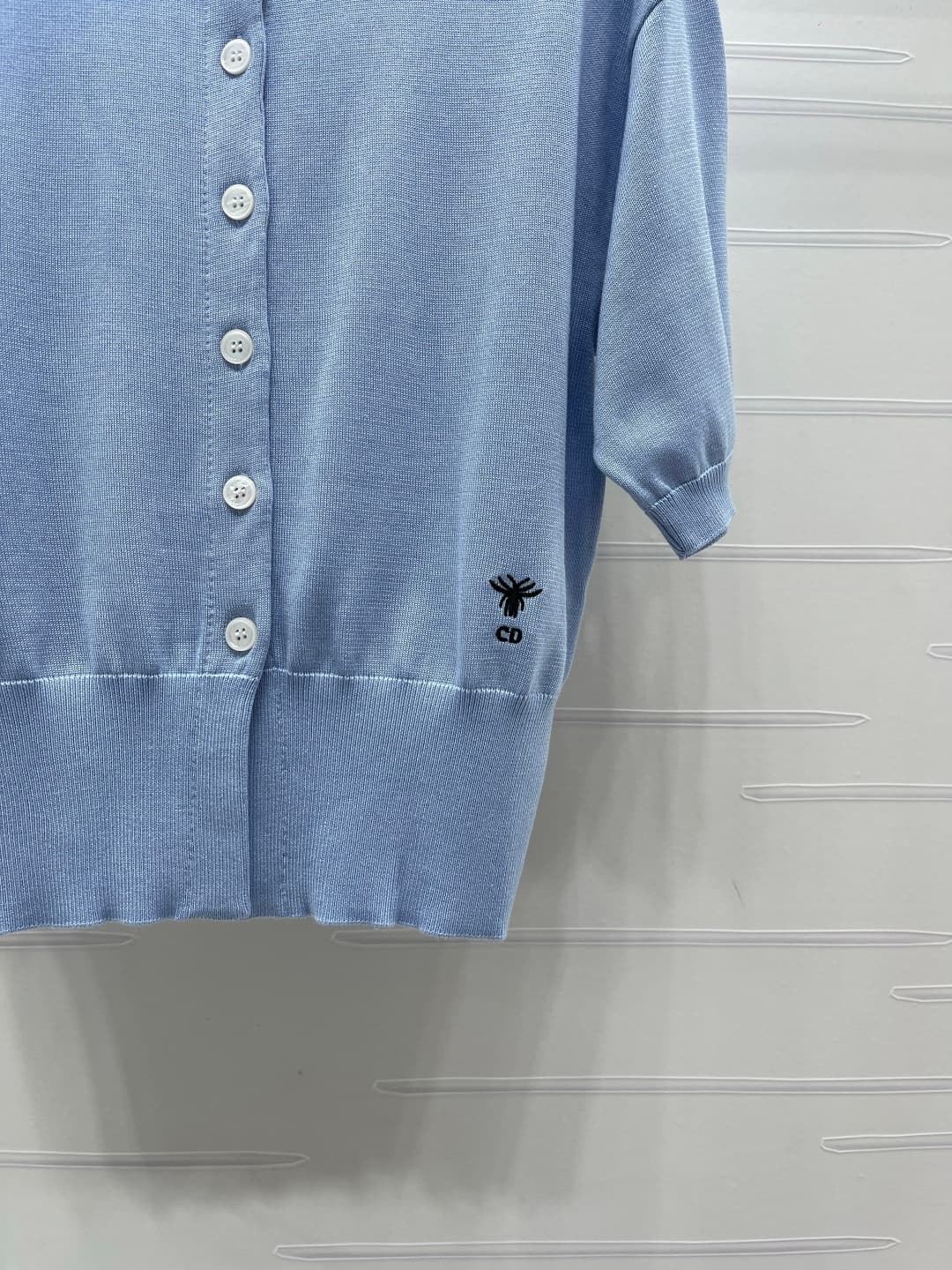 C18662 📣 New high-end collection/series – the latest spring/summer collection from Dio* 2026! Knit short-sleeve sweater with letter logo! Made from custom cotton-wool yarn, offering a premium feel, comfort, and softness. Round-necked short-sleeve design,  — image 5
