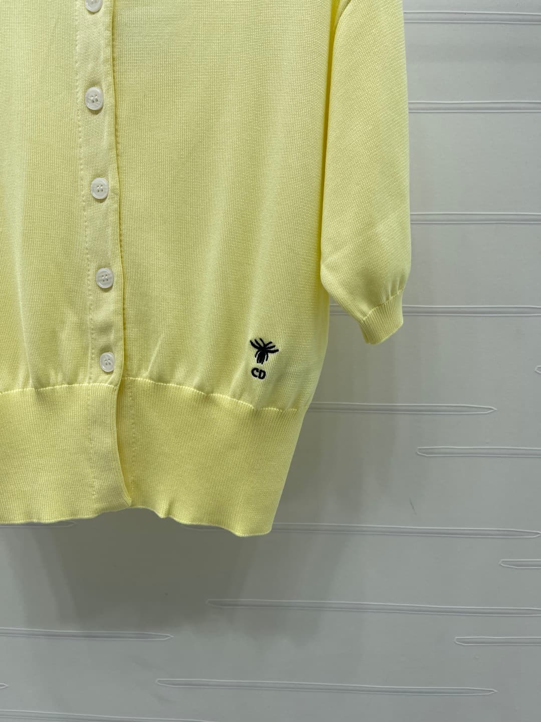 C18663 📣 New high-end collection/series – the latest spring/summer collection from Dio* 2026! Knit short-sleeve sweater with letter logo! Made from custom cotton wool yarn, offering a premium texture, comfort, and softness. Round neck short-sleeve design, — image 6