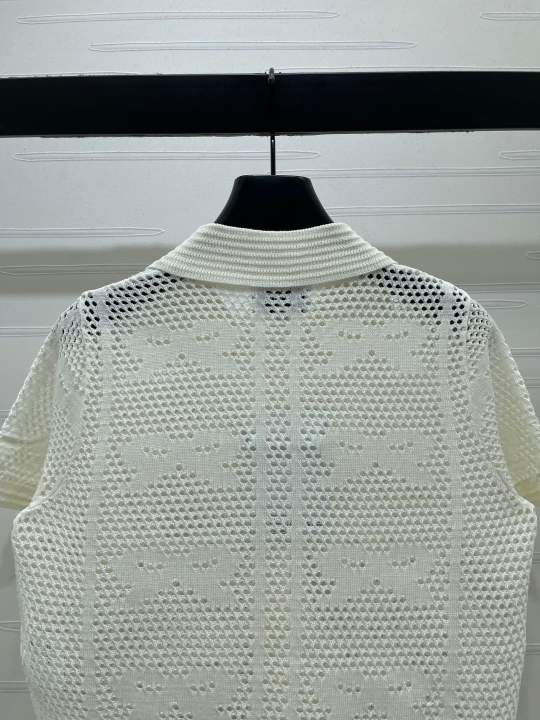 C18673 📣 New high-end collection/series – CHANE* 2026: the latest spring collection! Short sleeves with open collars and embroidered details! Made from custom cotton wool yarn for a premium feel, comfort, and softness. The open-collar knit short sleeve de — image 7