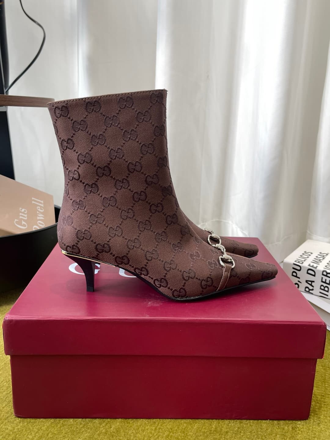 D6858 GUCCI Gucci 26ss New Model Bombshell Series Buckle High Heel Short Boots — image 2