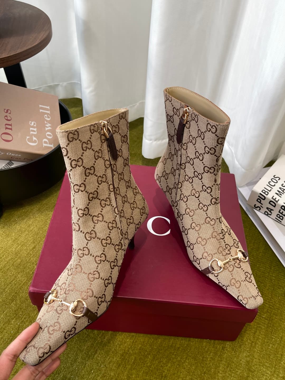 D6857 GUCCI Gucci 26ss New Model Bombshell Series buckle high heels short boots — image 3