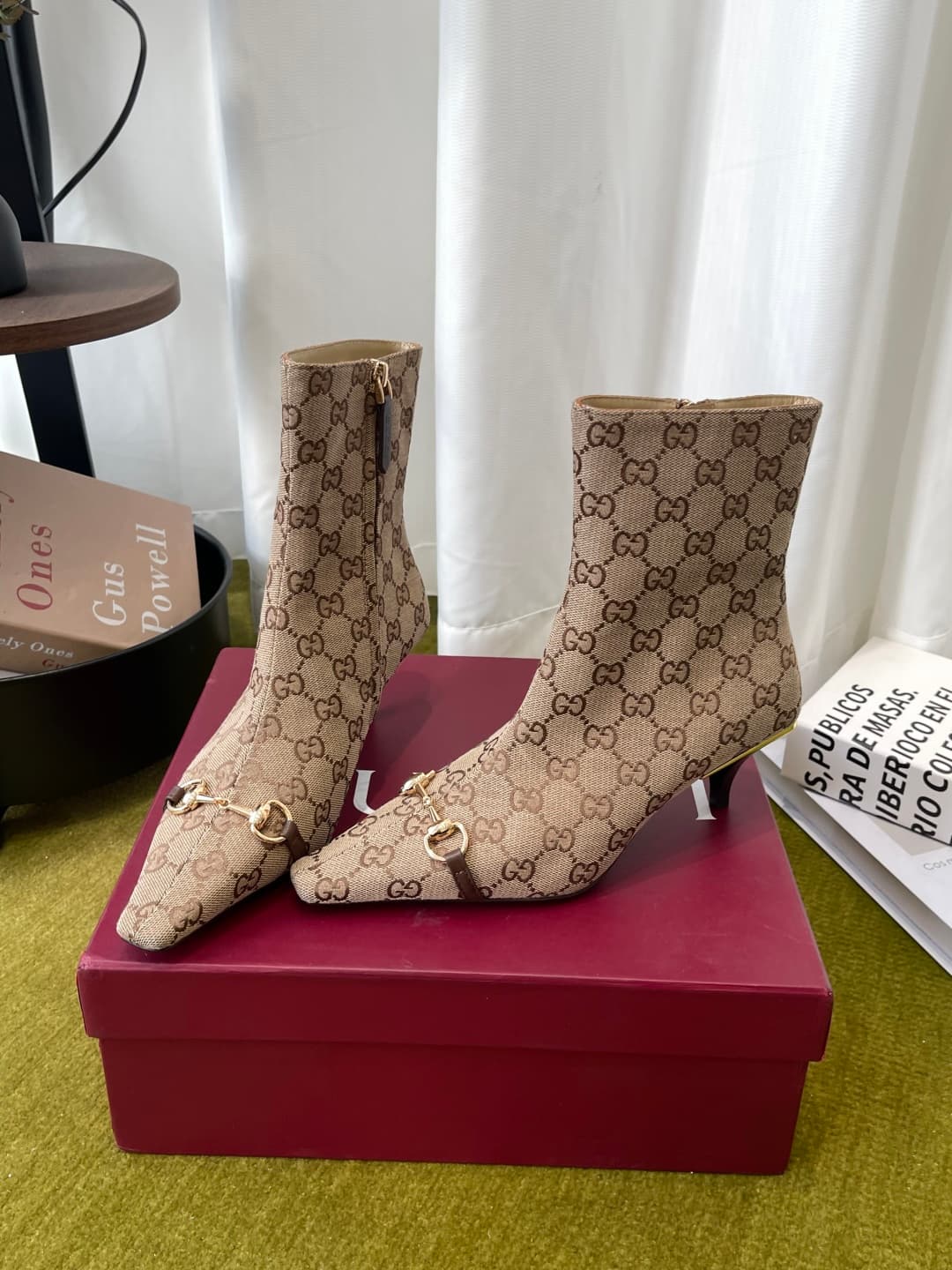 D6857 GUCCI Gucci 26ss New Model Bombshell Series buckle high heels short boots — image 4