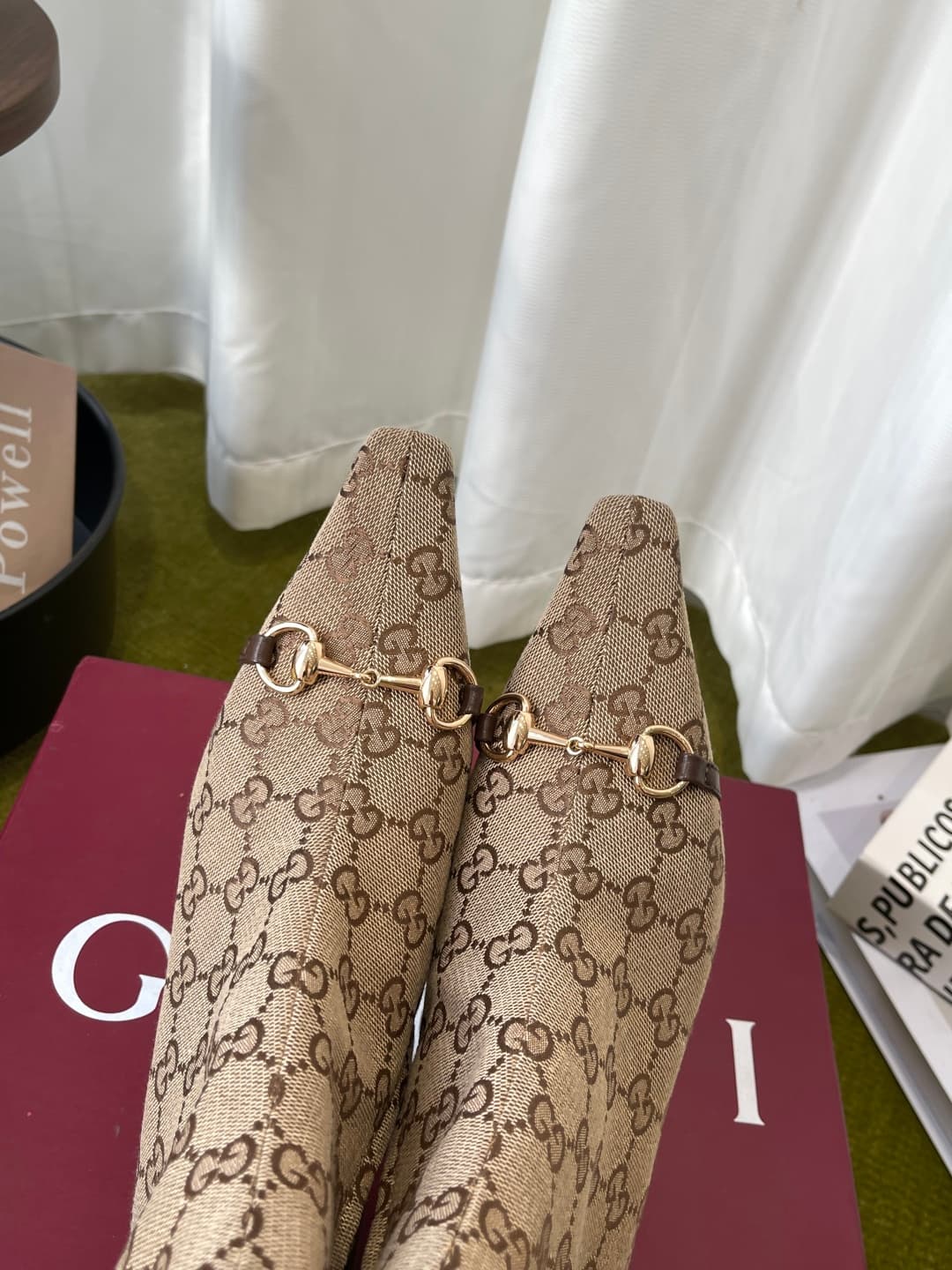 D6857 GUCCI Gucci 26ss New Model Bombshell Series buckle high heels short boots — image 7
