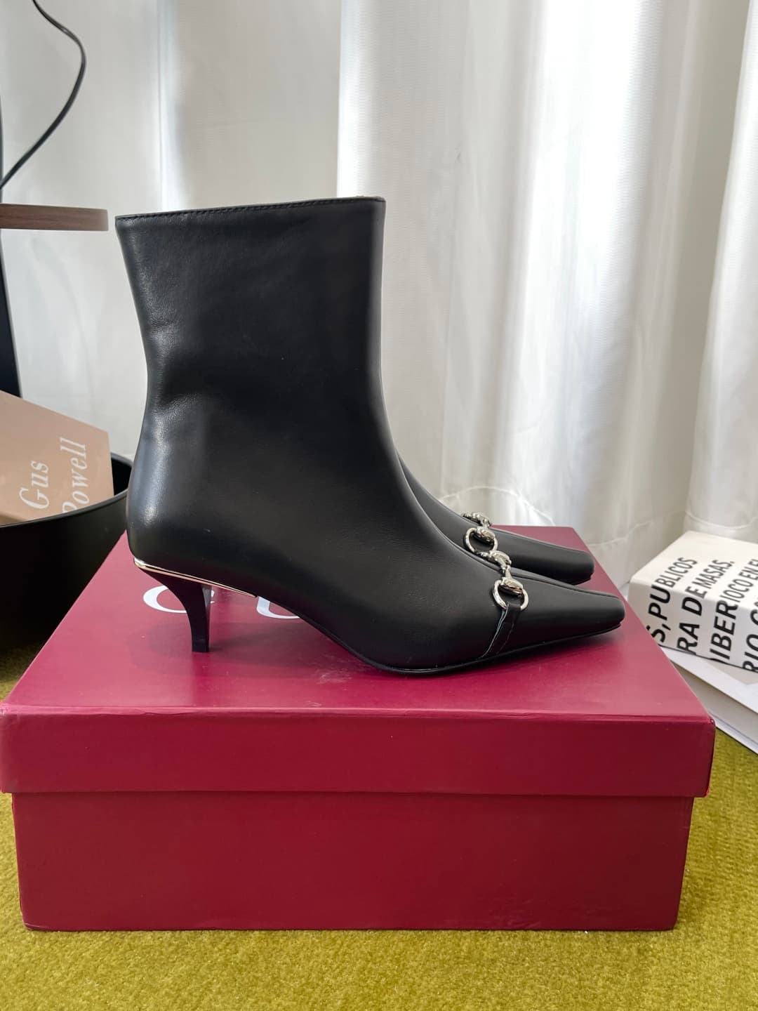 D6856 GUCCI Gucci 26ss New Model Bombshell Series horsecloak high heels short boots — image 2