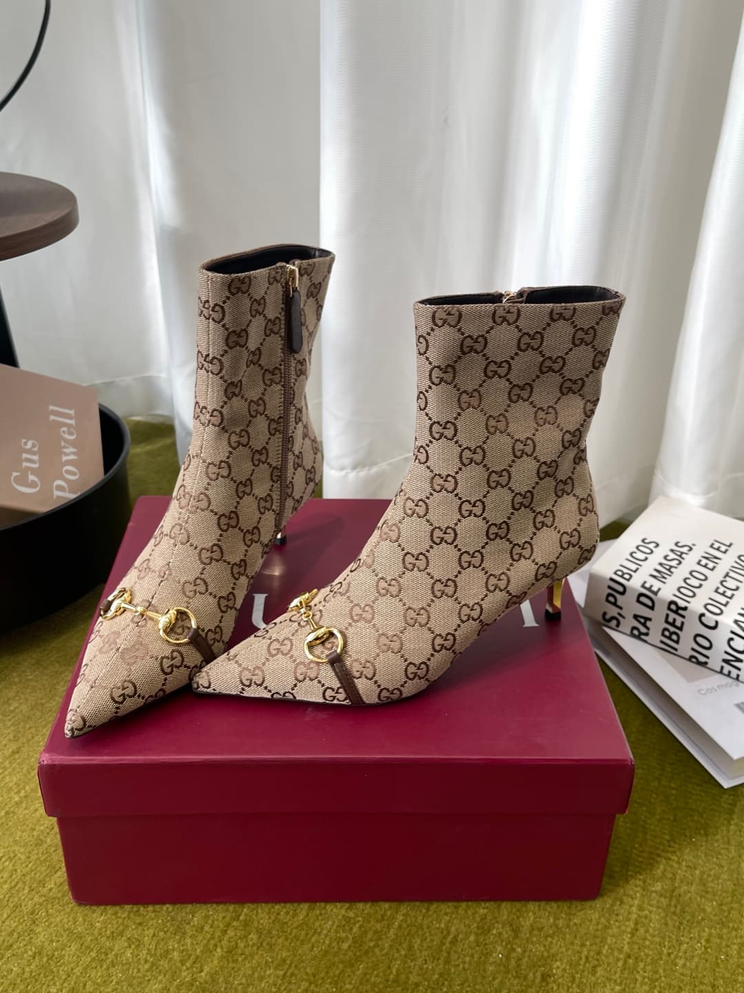 D6853 GUCCI Gucci 26ss New Model Bombshell Collection, pointed high heels, short boots — image 4