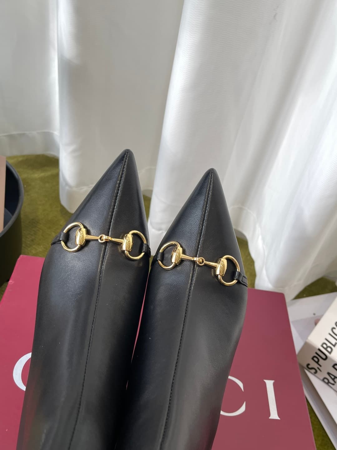 D6855 GUCCI Gucci 26ss New Model Bombshell Collection, pointed high heels, short boots — image 7