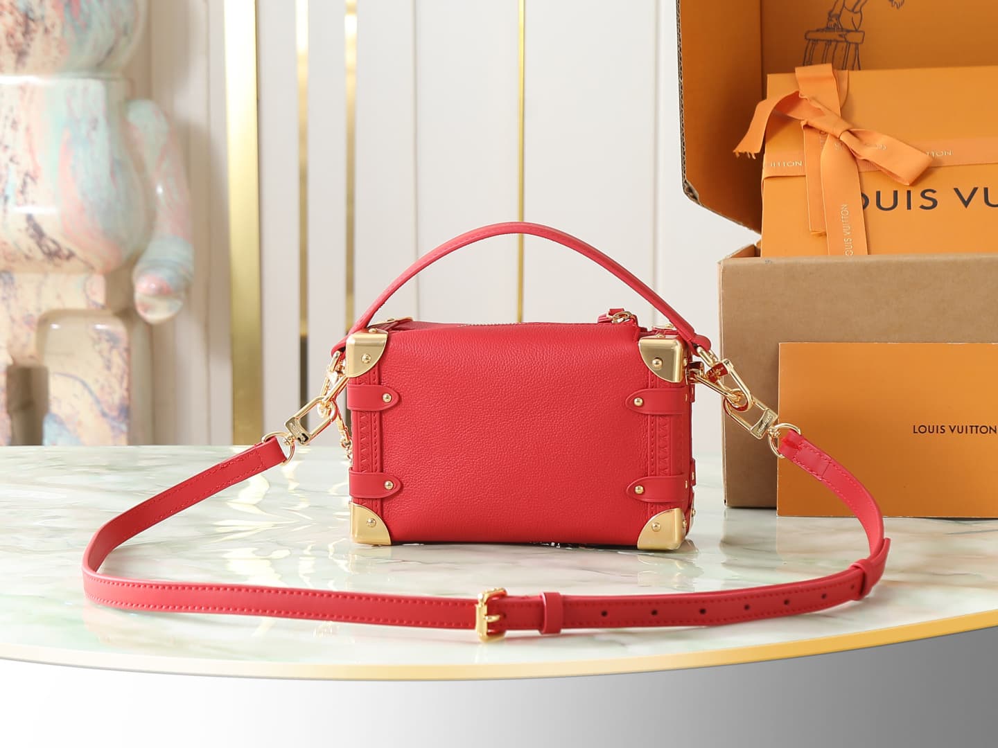 C5188 【Top-tier original items, exclusive real photos】M28333 Red, full-leather soft bag with chain detail, new season model, small-sized Side Trunk bag. M28333 Red; M27449 Light green; M27438 White. This small-sized Side Trunk bag is part of the LV Confet — image 3