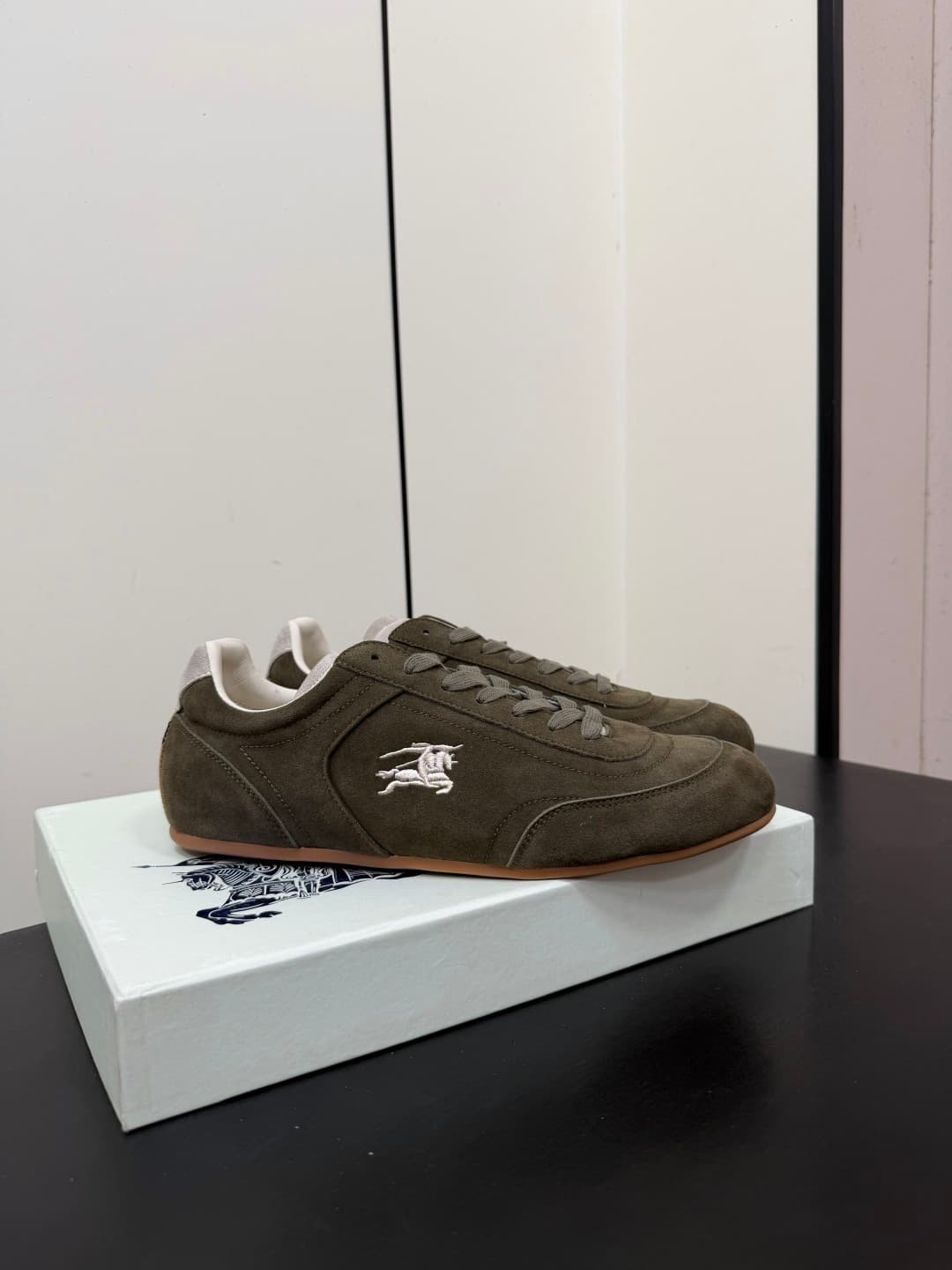 D3183 💰 Men's shoes💰 Burberry Knight Runner collection – Couple’s edition, casual/athletic shoes, Derby shoes — image 4