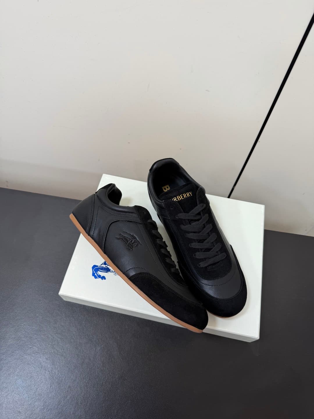 D3175 💰 Men's shoes💰 Burberry Knight Runner collection – couple’s style, casual/athletic shoes, loafers — image 5