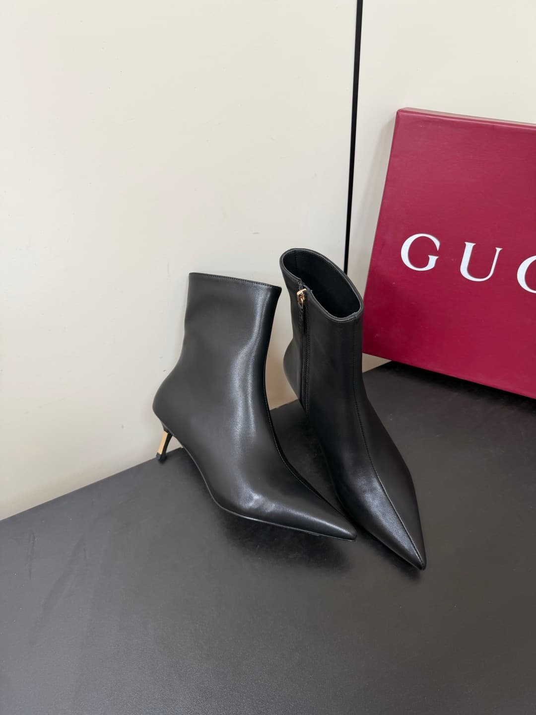 D7037 💰 GUCCI QZKEEP 0X0ZX autumn/winter boots with pointed toe and thin heel 26ss — image 5