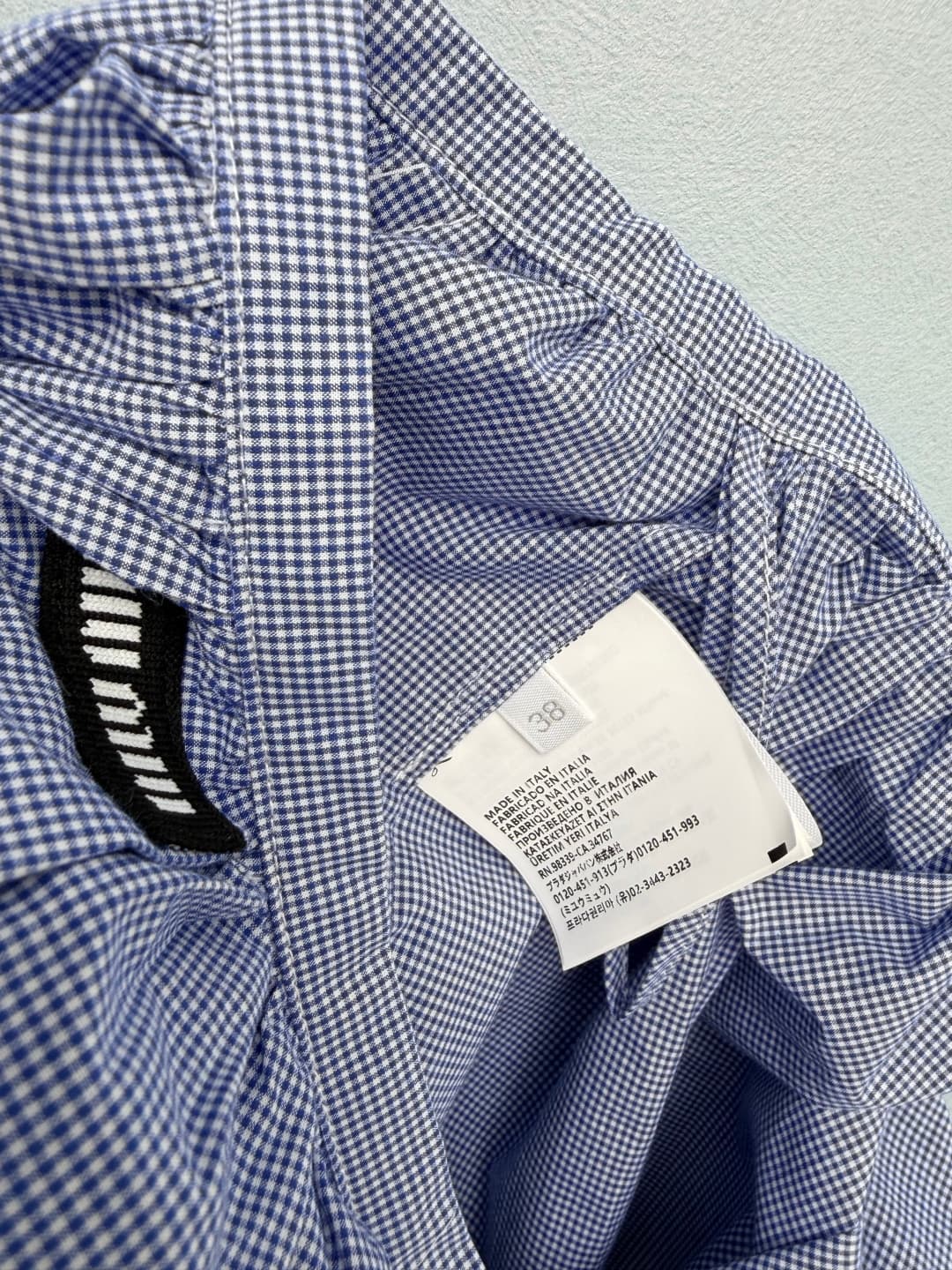 C18409 🔥🔥miumi*26 New vintage/retro blue-check pattern skirt. Made of a light blue-white fine-check fabric, it has a fresh vintage vibe and enhances the spring atmosphere. It features a adjustable waist + pleated front design, providing strong comfort aro — image 7