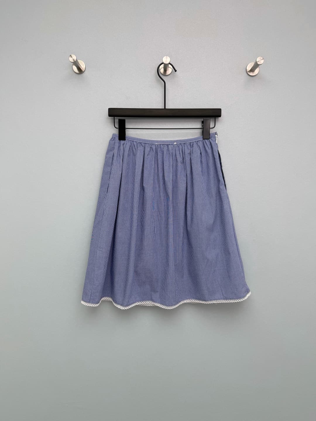 C18417 🔥🔥miumi*26 New vintage/retro blue-check plaid skirt. Made of light blue and white fine plaid fabric, it has a fresh vintage style and an authentic spring atmosphere. It offers good support at the waist, avoiding pressure on the waistline, while als — image 8