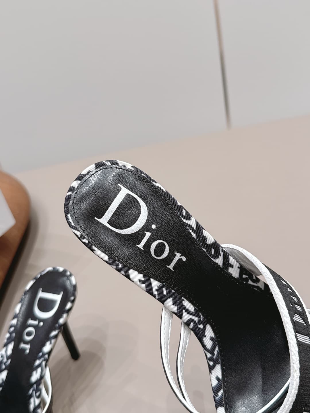 D5975 Out of factory: 💰“Exclusive Top-tier Version” — image 7