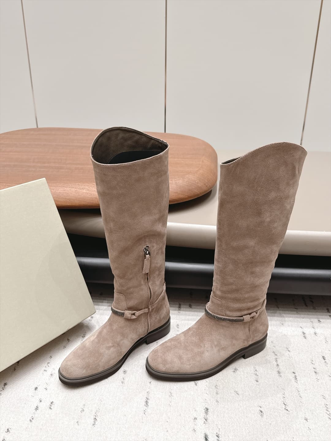 D8825 Production: 💰 "Exclusive Top-tier Edition" Brunello Cucinell*·BC 26vs Early Autumn New Boots Collection... — image 2