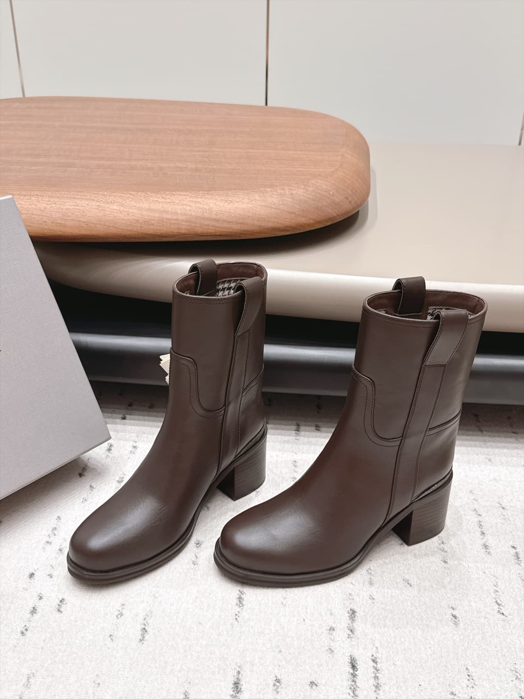 D8823 Out of factory: 💰 "Exclusive Premium Edition" Brunello Cucinell*·BC 26vs Early autumn new boot collection... — image 2